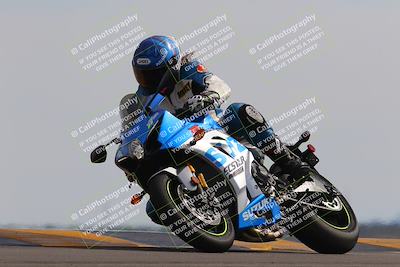 media/Nov-05-2022-SoCal Trackdays (Sat) [[f8d9b725ab]]/Turn 9 (110pm)/